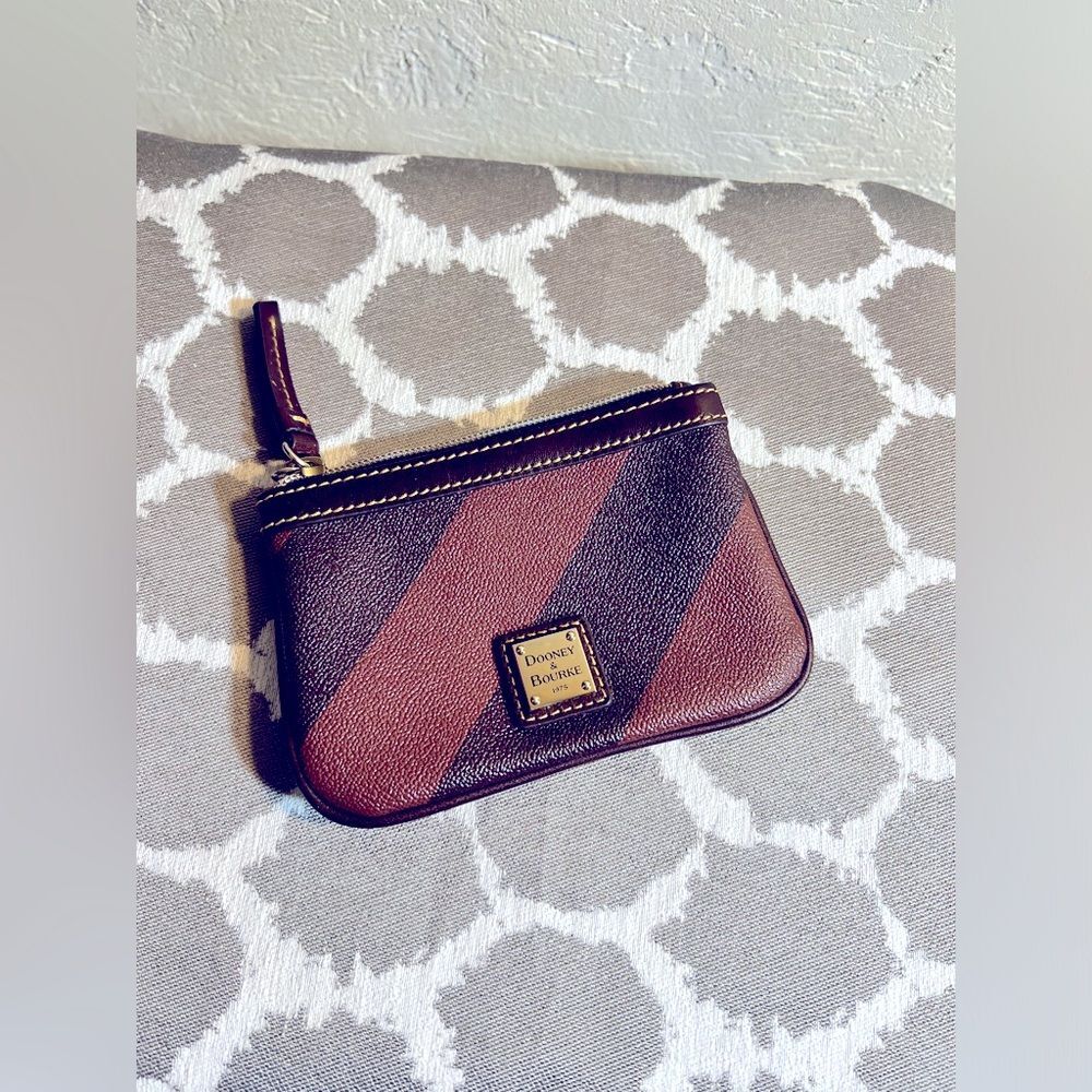 Dooney & Bourke brown stripe pebbled grain zippered small